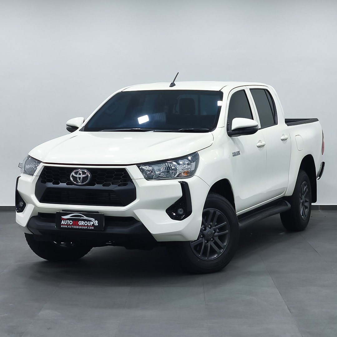 toyota-new-hilux-g-double-cabin-2400-manual-double-cabin-4x4-diesel-white-2rows-2024-da-8895-gm-2897