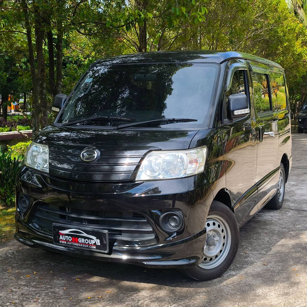 daihatsu-new-luxio-d-minibus-1500-manual-minor-change-4x2-premium-black-3rows-2021-kb-1494-mi-3278